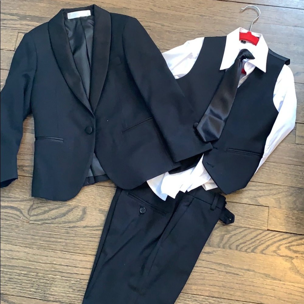 Boys 5-piece tux